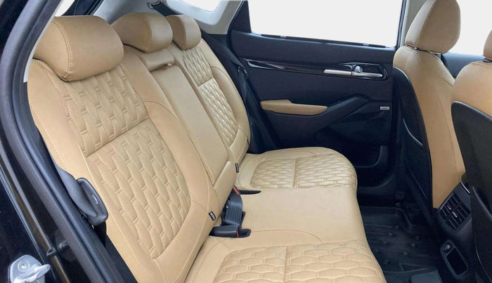 2021 KIA SELTOS HTX PLUS 1.5 DIESEL, Diesel, Manual, 49,100 km, Right Side Rear Door Cabin
