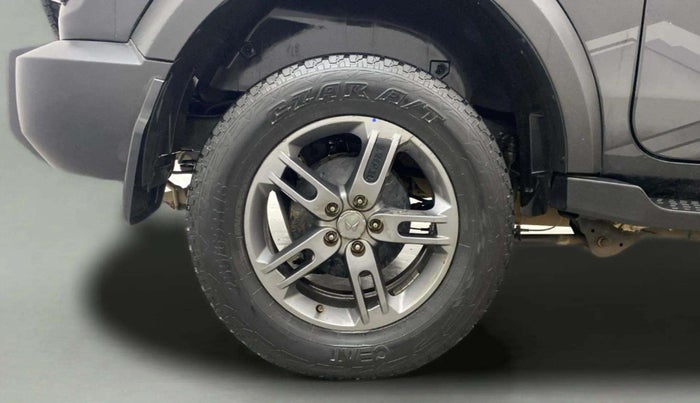 2022 Mahindra Thar LX D AT 4WD HT, Diesel, Automatic, 16,337 km, Right Rear Wheel