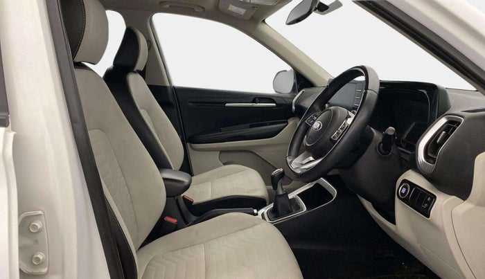 2021 KIA SONET HTX 1.0 IMT, Petrol, Manual, 54,681 km, Right Side Front Door Cabin