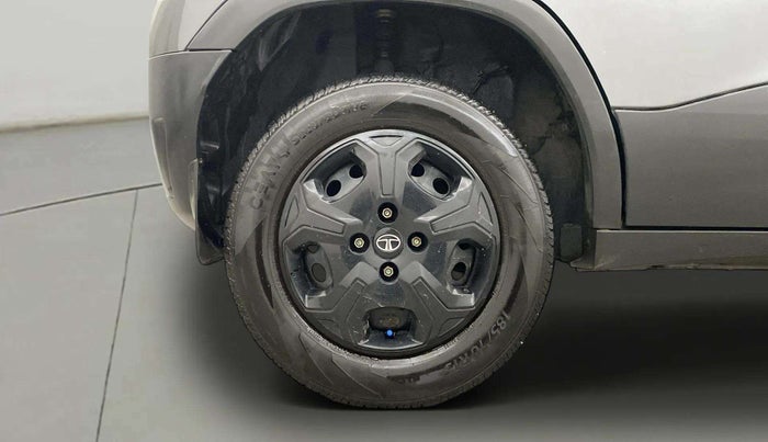 2023 Tata PUNCH ADVENTURE MT, Petrol, Manual, 34,437 km, Right Rear Wheel