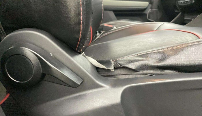 2023 Tata PUNCH ADVENTURE MT, Petrol, Manual, 34,437 km, Driver Side Adjustment Panel