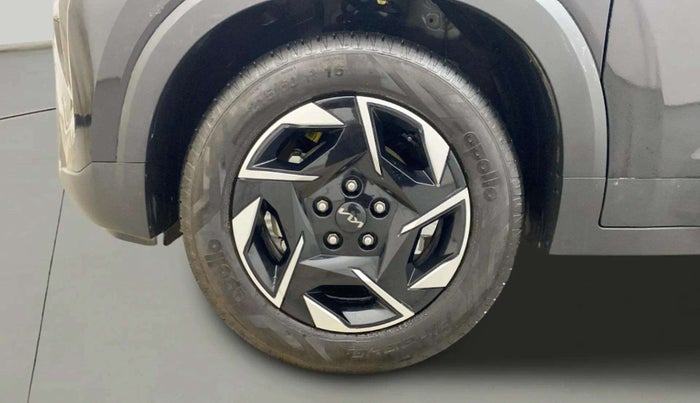 2024 KIA SONET HTK PLUS 1.2 PETROL MT, Petrol, Manual, 10,239 km, Left Front Wheel