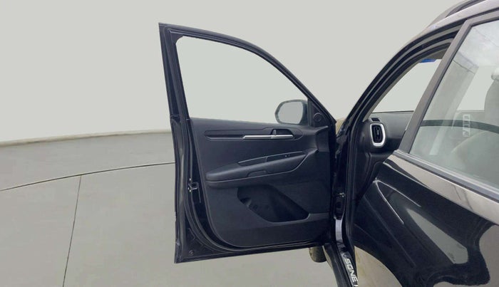 2024 KIA SONET HTK PLUS 1.2 PETROL MT, Petrol, Manual, 10,239 km, LHS Front Door