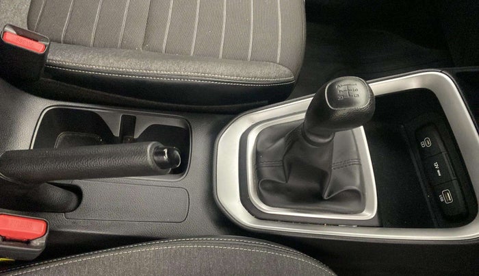 2024 KIA SONET HTK PLUS 1.2 PETROL MT, Petrol, Manual, 10,239 km, Gear Lever