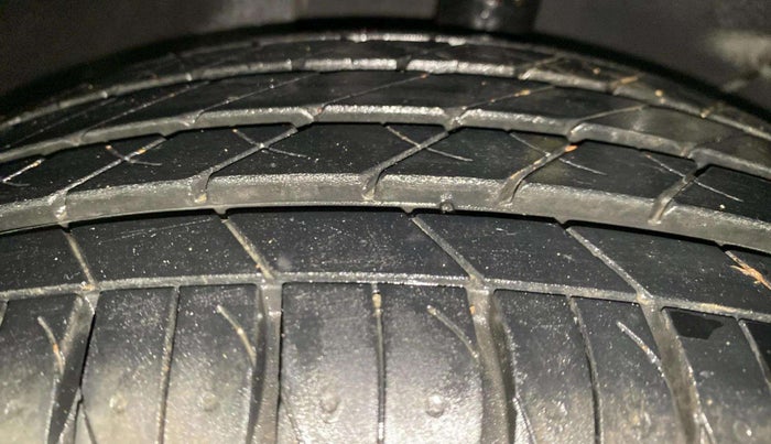 2024 KIA SONET HTK PLUS 1.2 PETROL MT, Petrol, Manual, 10,239 km, Left Front Tyre Tread