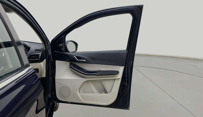 2022 Tata TIGOR XZ PLUS CNG, CNG, Manual, 30,720 km, RHS Front Door