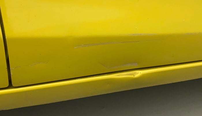 2014 Maruti Celerio VXI AMT, Petrol, Automatic, 60,395 km, Right running board - Slightly dented