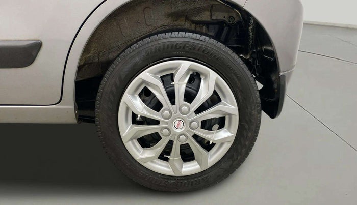 2017 Maruti Wagon R 1.0 VXI OPT, Petrol, Manual, 61,371 km, Left Rear Wheel