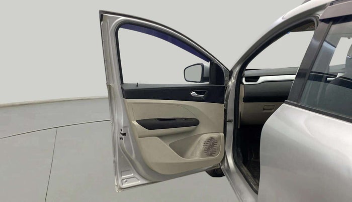 2020 Renault TRIBER RXZ AMT, Petrol, Automatic, 23,121 km, LHS Front Door