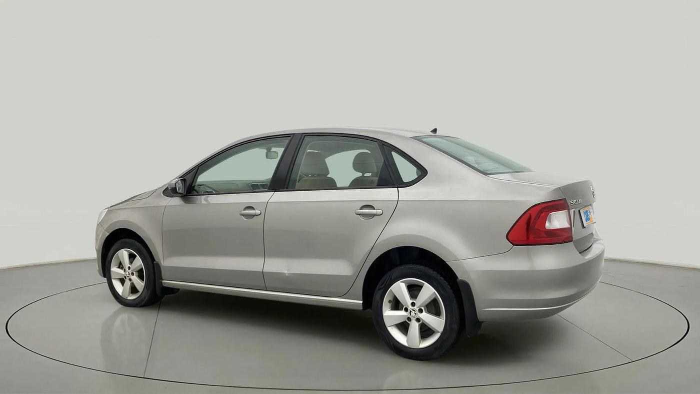 2016 Skoda Rapid AMBITION 1.6 MPI MT, Petrol, Manual, 20,031 km, Left Back Diagonal