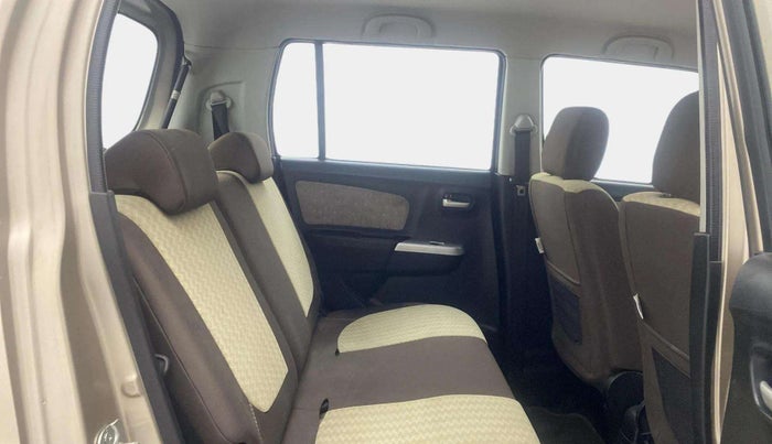 2016 Maruti Wagon R 1.0 VXI, Petrol, Manual, 12,276 km, Right Side Rear Door Cabin