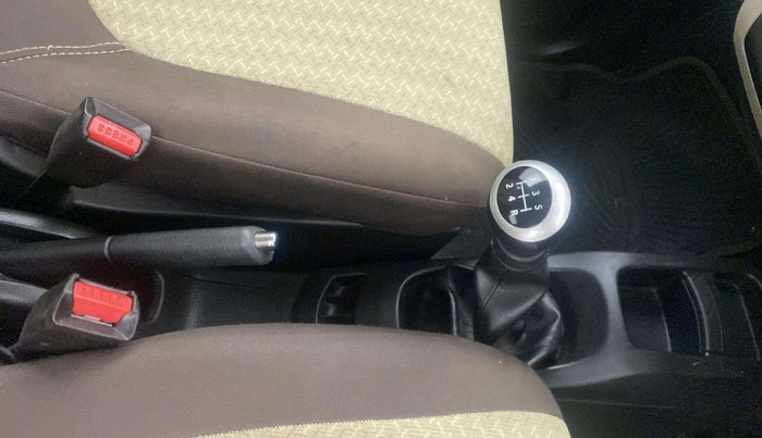 2016 Maruti Wagon R 1.0 VXI, Petrol, Manual, 12,276 km, Gear Lever