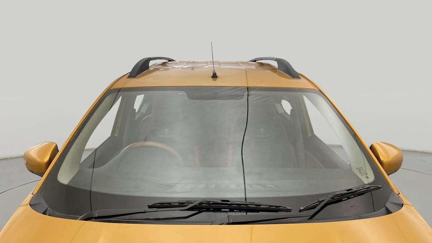2019 Renault TRIBER RXZ, Petrol, Manual, 51,397 km, Front Windshield