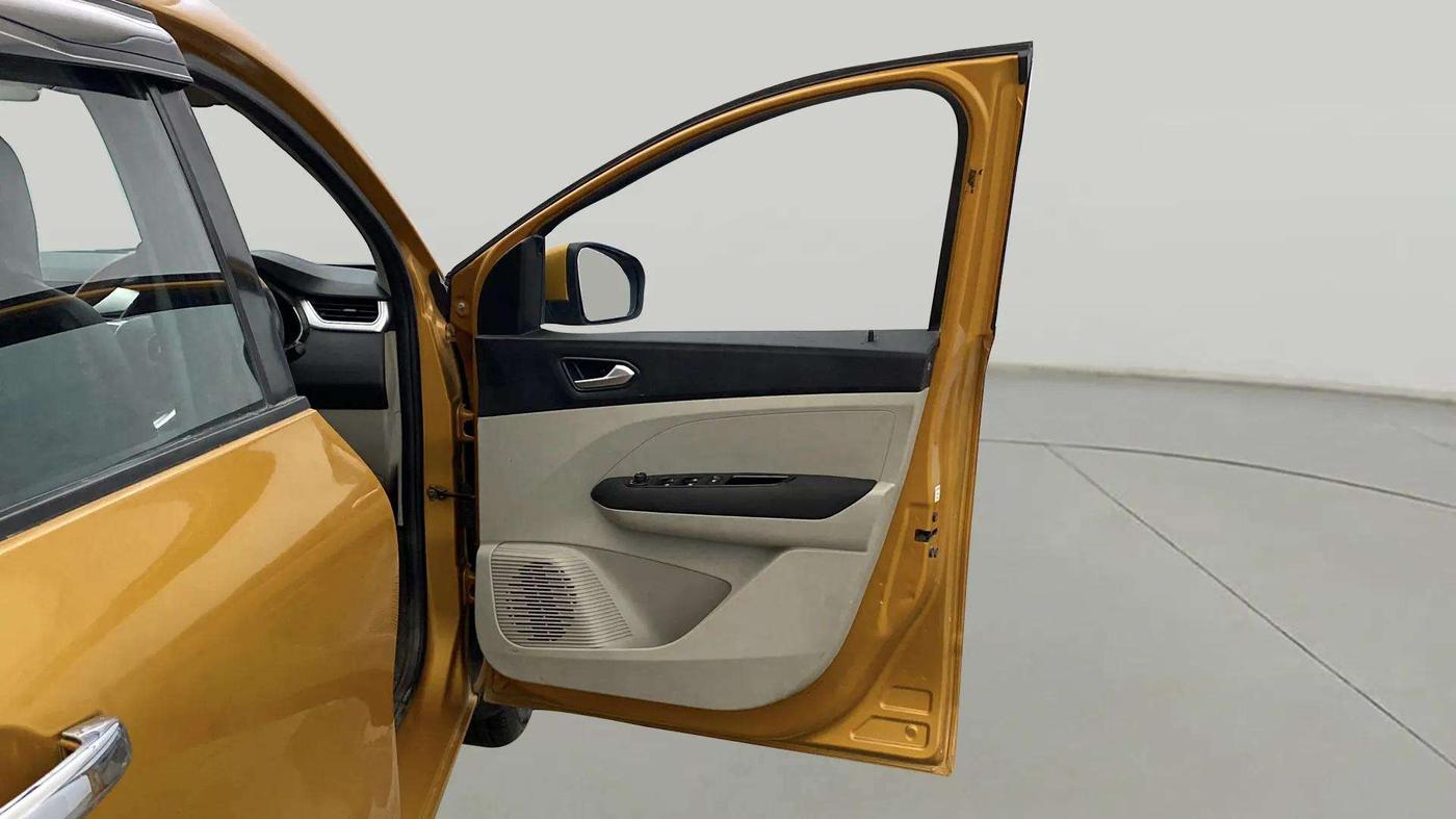 2019 Renault TRIBER RXZ, Petrol, Manual, 51,397 km, RHS Front Door