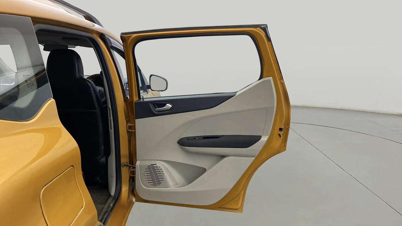2019 Renault TRIBER RXZ, Petrol, Manual, 51,397 km, RHS Rear Door