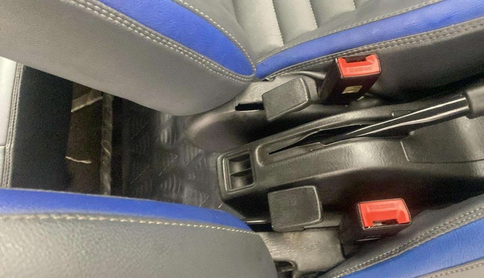 2019 Maruti Eeco 5 STR WITH A/C+HTR, Petrol, Manual, 29,033 km, Driver Side Adjustment Panel