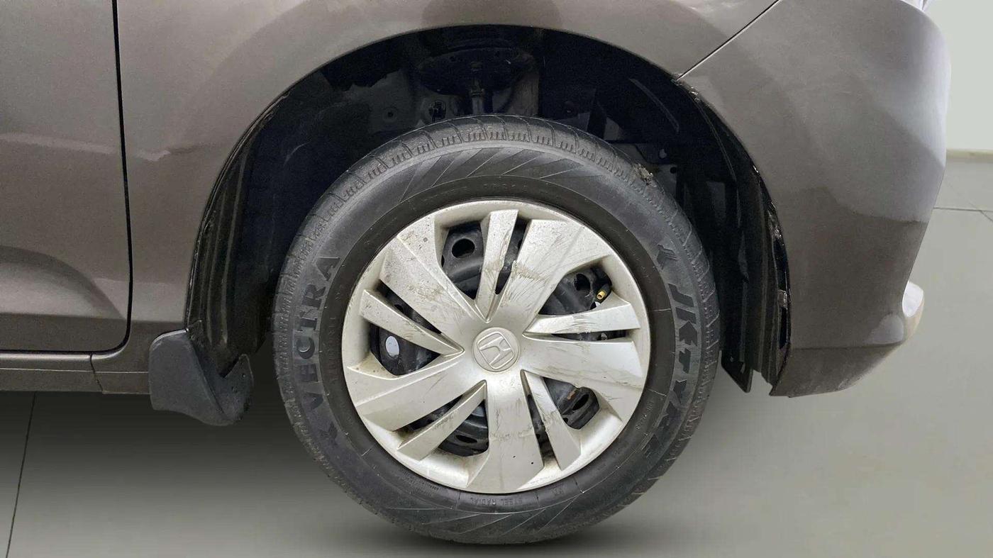 2021 Honda Amaze 1.2L I-VTEC S, Petrol, Manual, 46,369 km, Right Front Wheel
