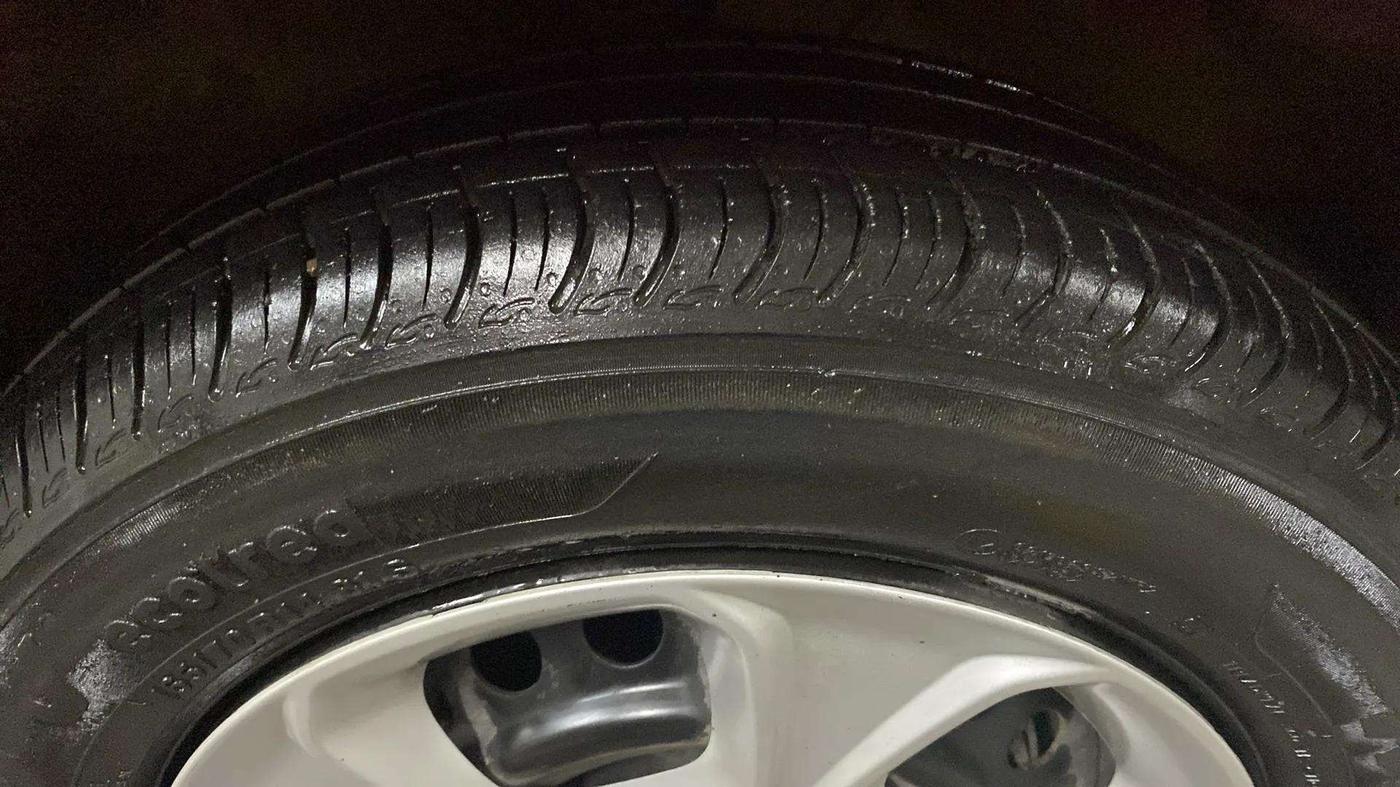 2023 Maruti S PRESSO VXI PLUS (O) AMT, Petrol, Automatic, 4,004 km, Right Front Tyre Tread