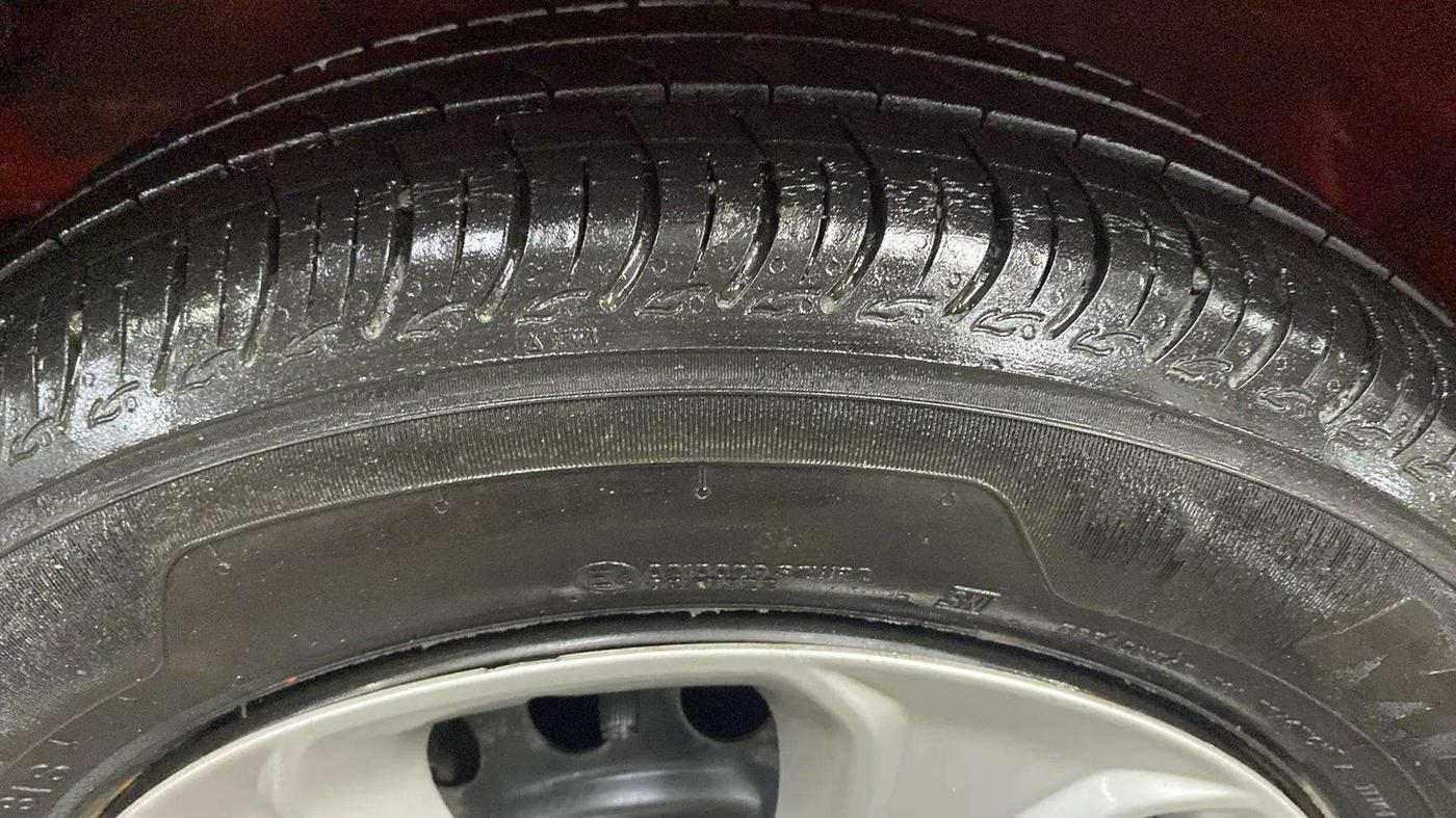2023 Maruti S PRESSO VXI PLUS (O) AMT, Petrol, Automatic, 4,004 km, Left Front Tyre Tread