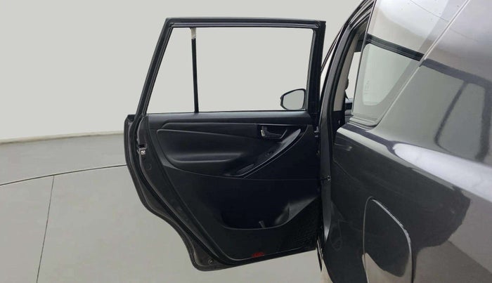 2016 Toyota Innova Crysta 2.8 GX AT 7 STR, Diesel, Automatic, 67,922 km, LHS Rear Door