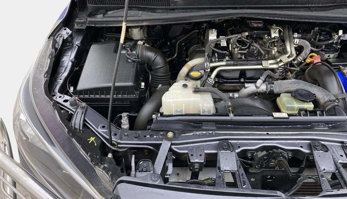 2016 Toyota Innova Crysta 2.8 GX AT 7 STR, Diesel, Automatic, 67,922 km, Engine View - Right