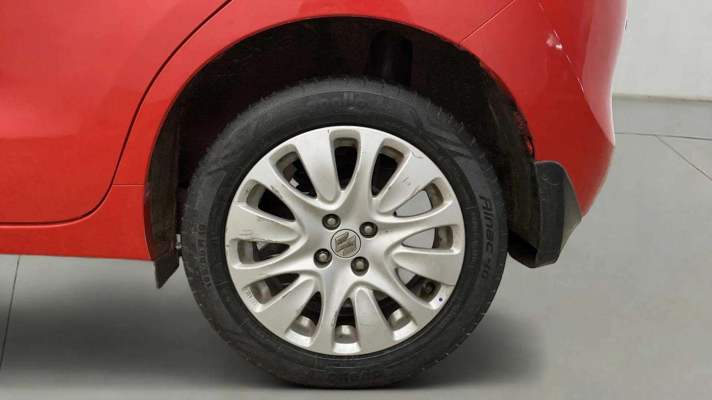 2015 Maruti Baleno ALPHA PETROL 1.2, Petrol, Manual, 79,493 km, Left Rear Wheel