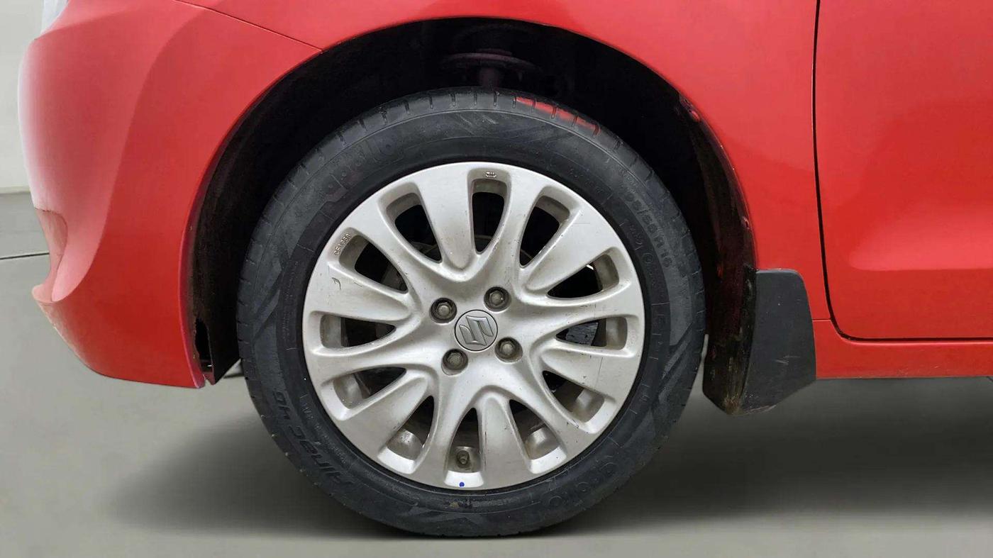 2015 Maruti Baleno ALPHA PETROL 1.2, Petrol, Manual, 79,493 km, Left Front Wheel