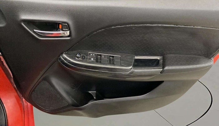 2015 Maruti Baleno ALPHA PETROL 1.2, Petrol, Manual, 79,373 km, Driver Side Door Panels Control