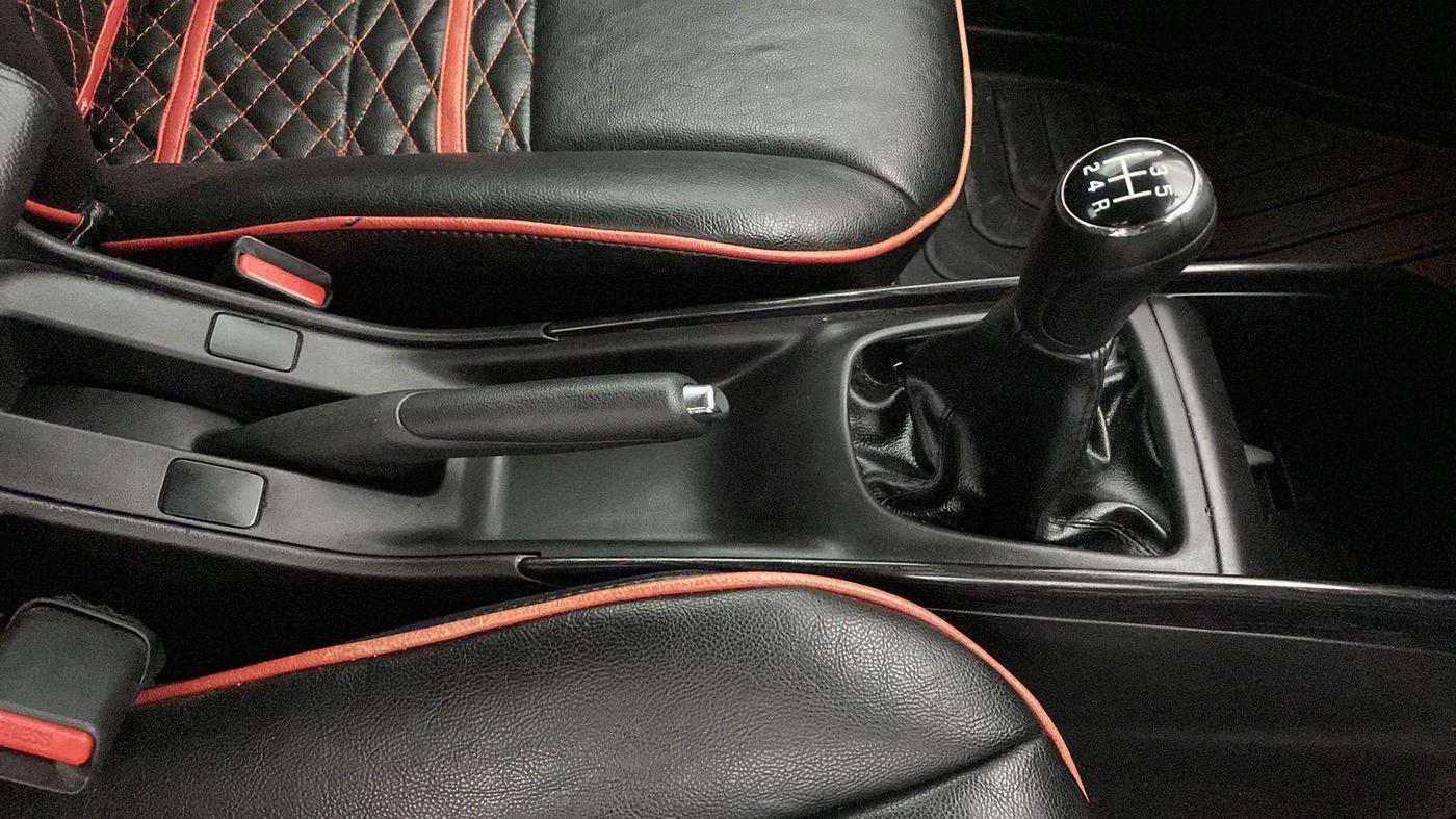 2015 Maruti Baleno ALPHA PETROL 1.2, Petrol, Manual, 79,493 km, Gear Lever