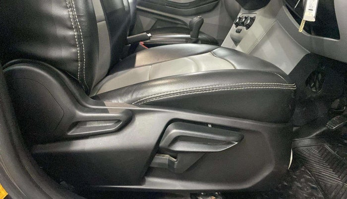 2024 Tata Tiago XT PETROL, Petrol, Manual, 10,964 km, Driver Side Adjustment Panel