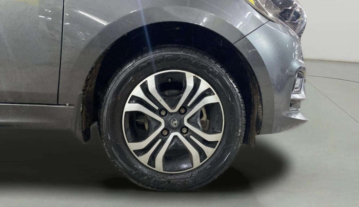 2024 Tata Tiago XT PETROL, Petrol, Manual, 10,964 km, Right Front Wheel