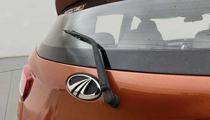 2016 Mahindra Kuv100 K8 6 STR, Petrol, Manual, 40,897 km, Rear Wiper