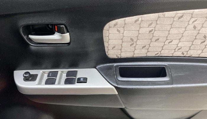 2016 Maruti Wagon R 1.0 VXI, Petrol, Manual, 30,100 km, Driver Side Door Panels Control