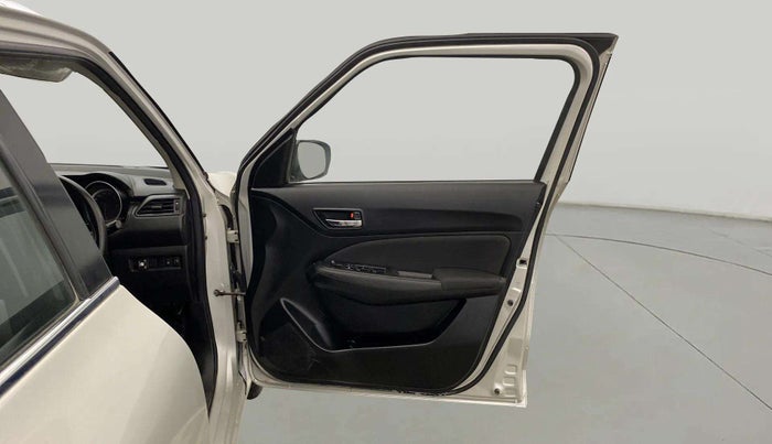 2019 Maruti Swift VXI, CNG, Manual, 44,335 km, RHS Front Door