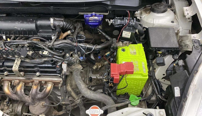 2019 Maruti Swift VXI, CNG, Manual, 44,335 km, Engine View - Left