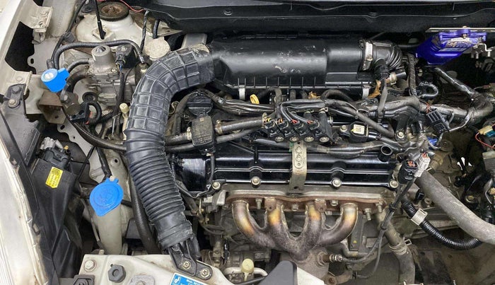 2019 Maruti Swift VXI, CNG, Manual, 44,335 km, Engine View - Right