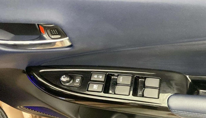 2024 Maruti Baleno ZETA 1.2 AGS, Petrol, Automatic, 1,025 km, Driver Side Door Panels Control