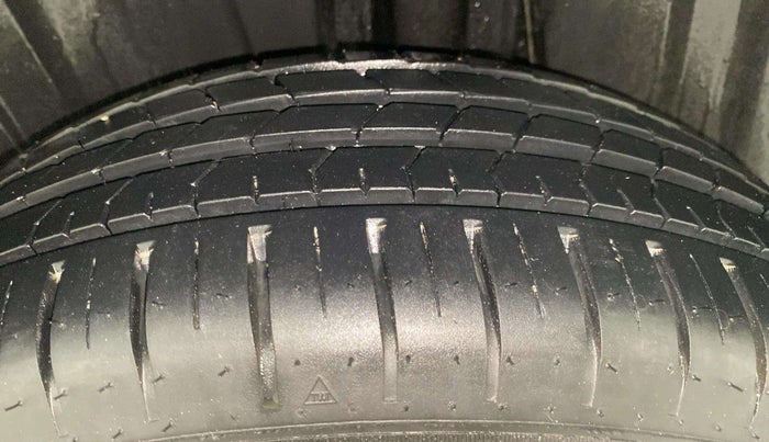 2024 Maruti Baleno ZETA 1.2 AGS, Petrol, Automatic, 1,025 km, Left Rear Tyre Tread