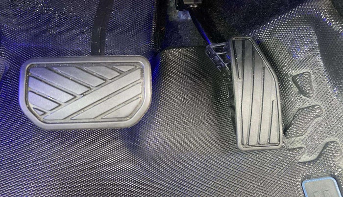 2024 Maruti Baleno ZETA 1.2 AGS, Petrol, Automatic, 1,025 km, Pedals