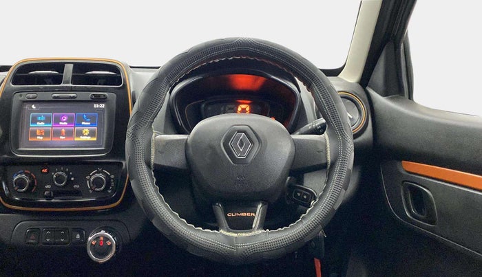2017 Renault Kwid CLIMBER 1.0 AMT, Petrol, Automatic, 35,527 km, Steering Wheel Close Up