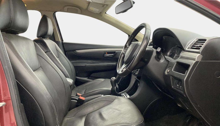 2015 Maruti Ciaz ZXI+ RS, Petrol, Manual, 87,624 km, Right Side Front Door Cabin