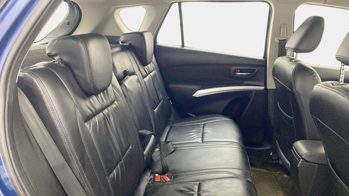 2018 Maruti S Cross ZETA 1.3, Diesel, Manual, 61,583 km, Right Side Rear Door Cabin