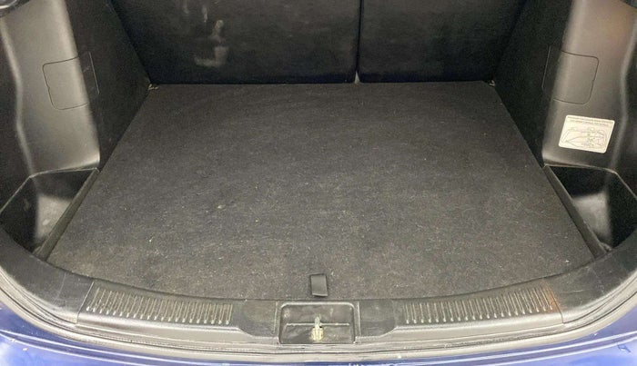 2018 Maruti S Cross ZETA 1.3, Diesel, Manual, 61,504 km, Boot Inside