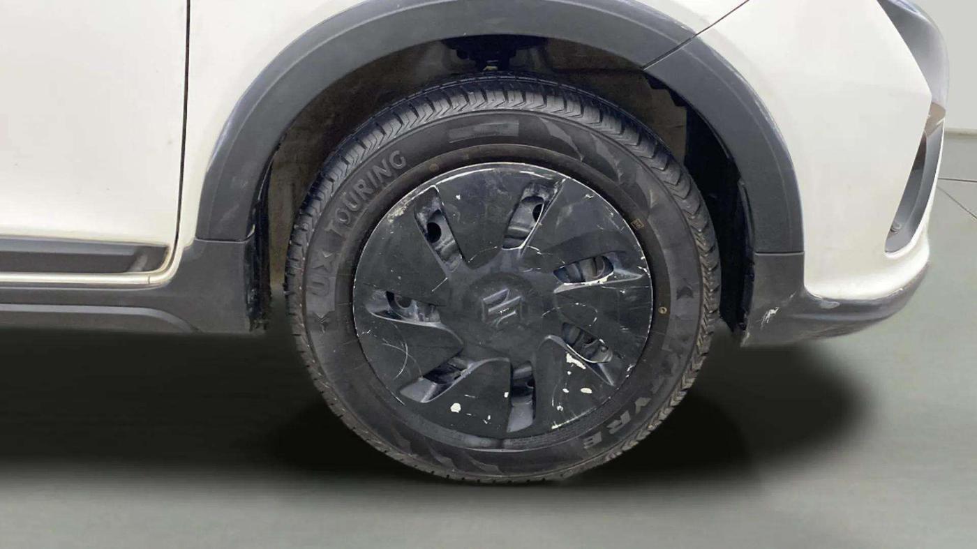 2018 Maruti Celerio X ZXI, CNG, Manual, 50,509 km, Right Front Wheel