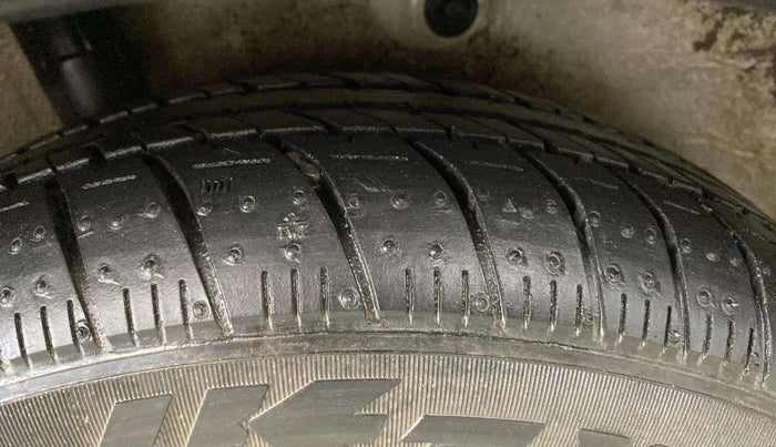 2018 Maruti Celerio X ZXI, CNG, Manual, 50,509 km, Right Rear Tyre Tread