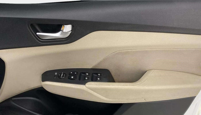2022 Hyundai Verna S PLUS 1.5 VTVT, Petrol, Manual, 95,670 km, Driver Side Door Panels Control