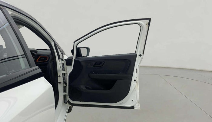 2024 Tata ALTROZ Racer R3, Petrol, Manual, 8,508 km, RHS Front Door