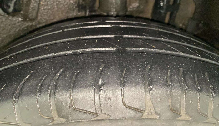 2020 Tata NEXON XZA PLUS (O) PETROL, Petrol, Automatic, 77,932 km, Left Rear Tyre Tread