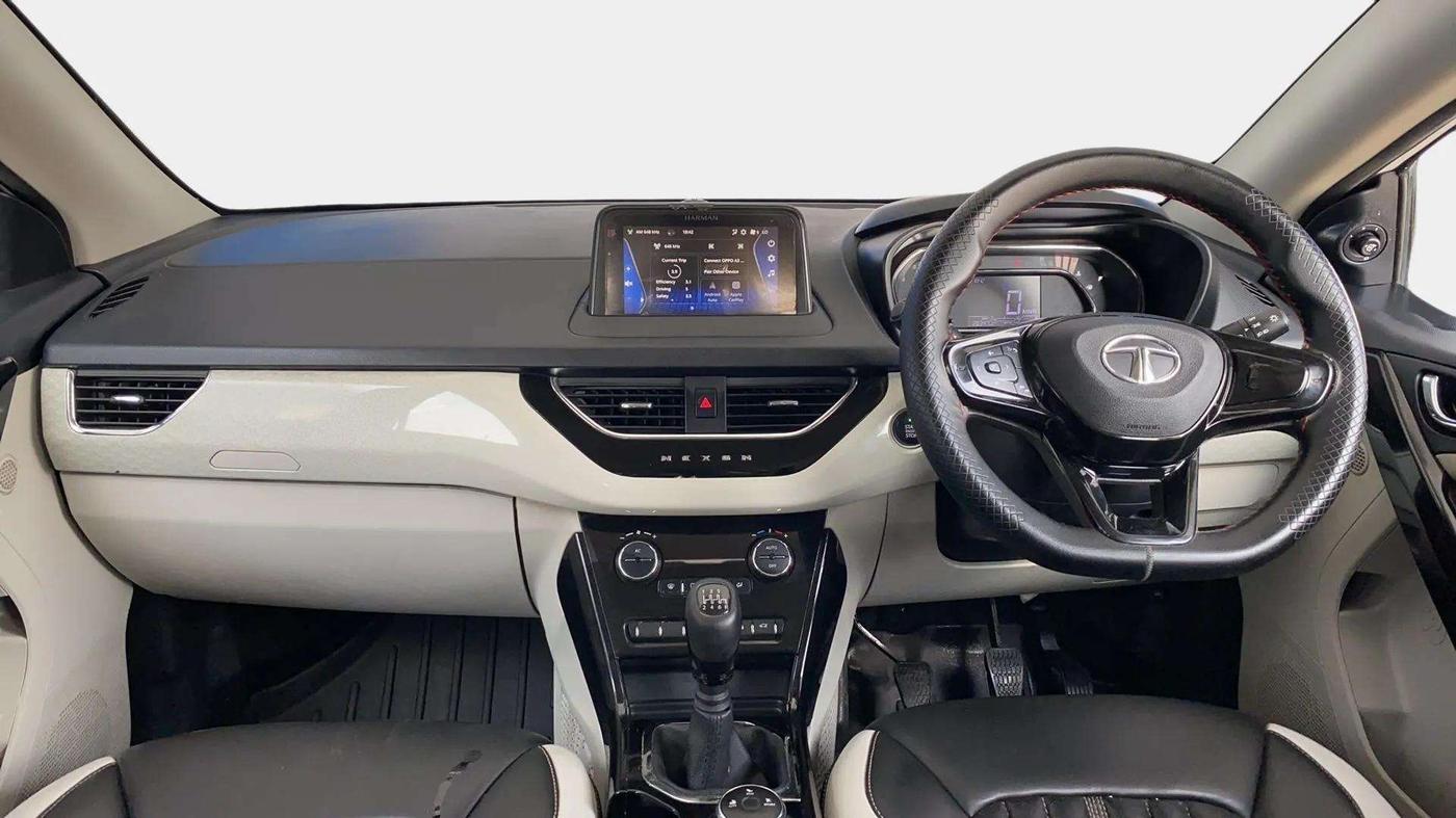 2023 Tata NEXON XZ PLUS PETROL, Petrol, Manual, 28,327 km, Dashboard