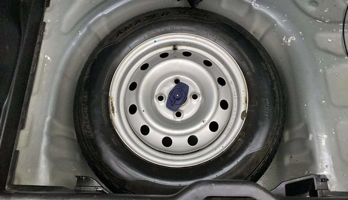 2019 Maruti Swift LXI, Petrol, Manual, 75,667 km, Spare Tyre